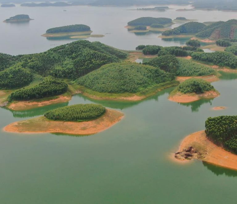 Le Lac de Thac Ba