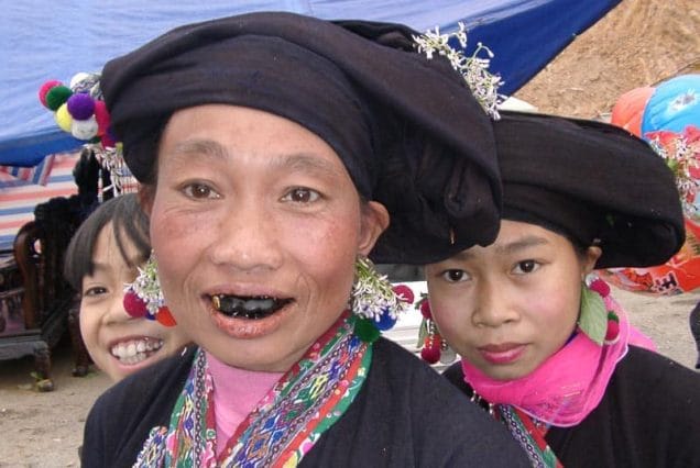 ethnie Lu au Marché
