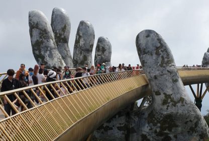 Golden bridge Ba Na