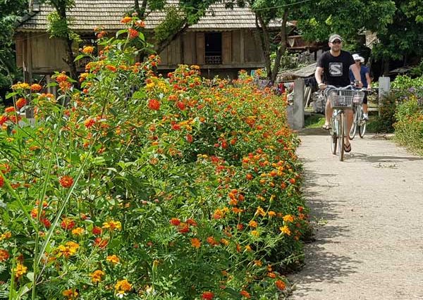 Balade à vélo à Mai Hich