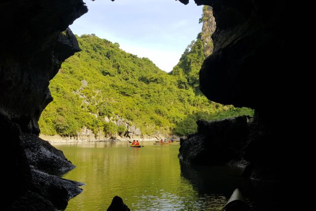 excursion dans la baie de Lan Ha