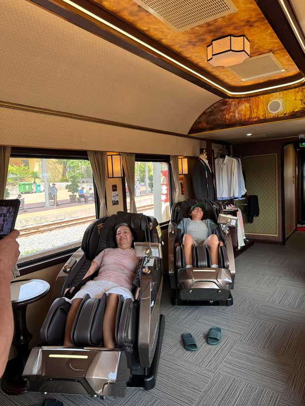 Train Dong Hoi Hue